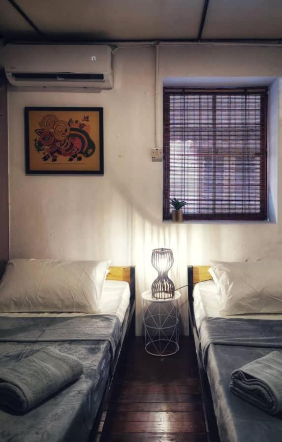 Treehouse Hostel 古晋 外观 照片