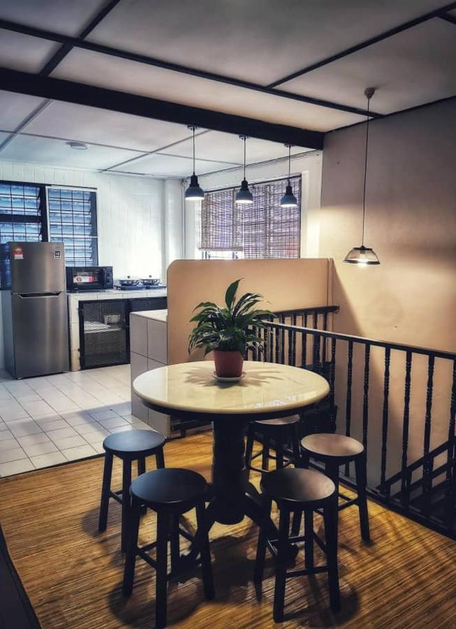 Treehouse Hostel 古晋 外观 照片