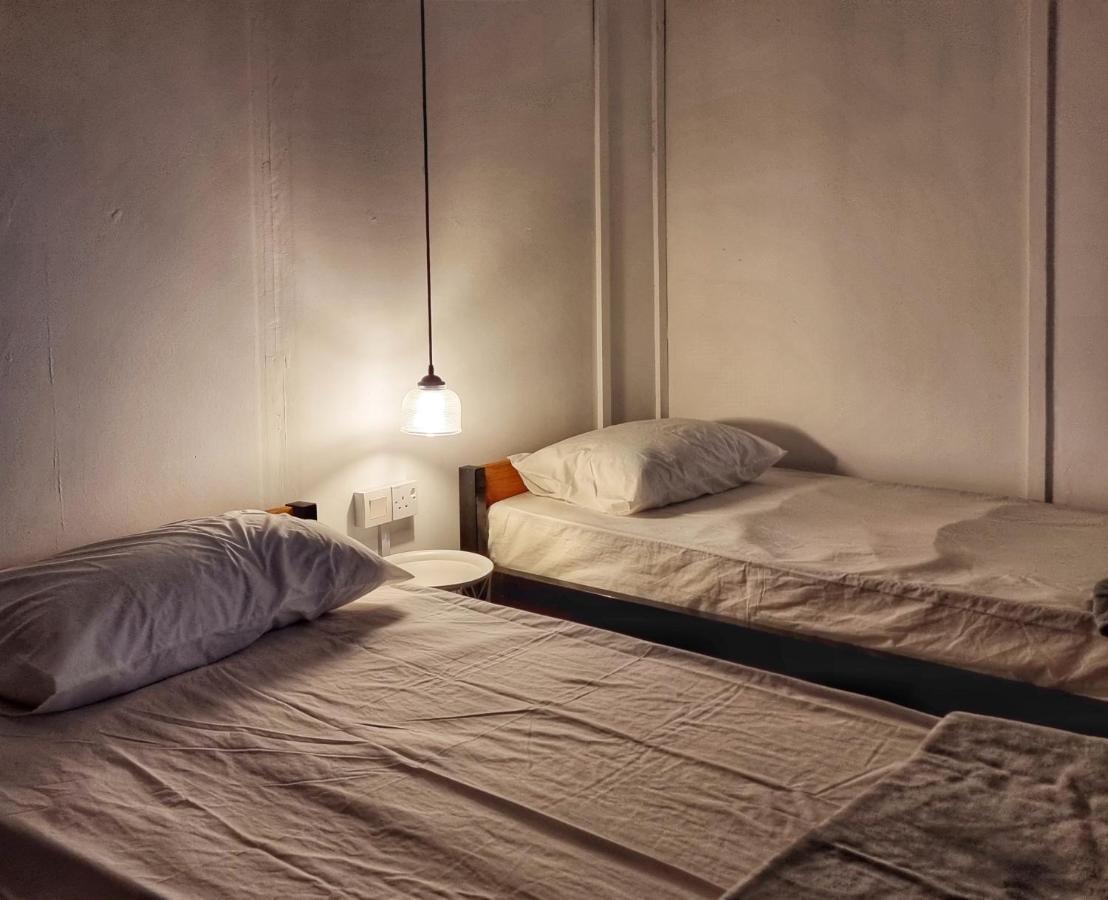 Treehouse Hostel 古晋 外观 照片