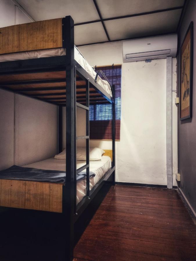 Treehouse Hostel 古晋 外观 照片