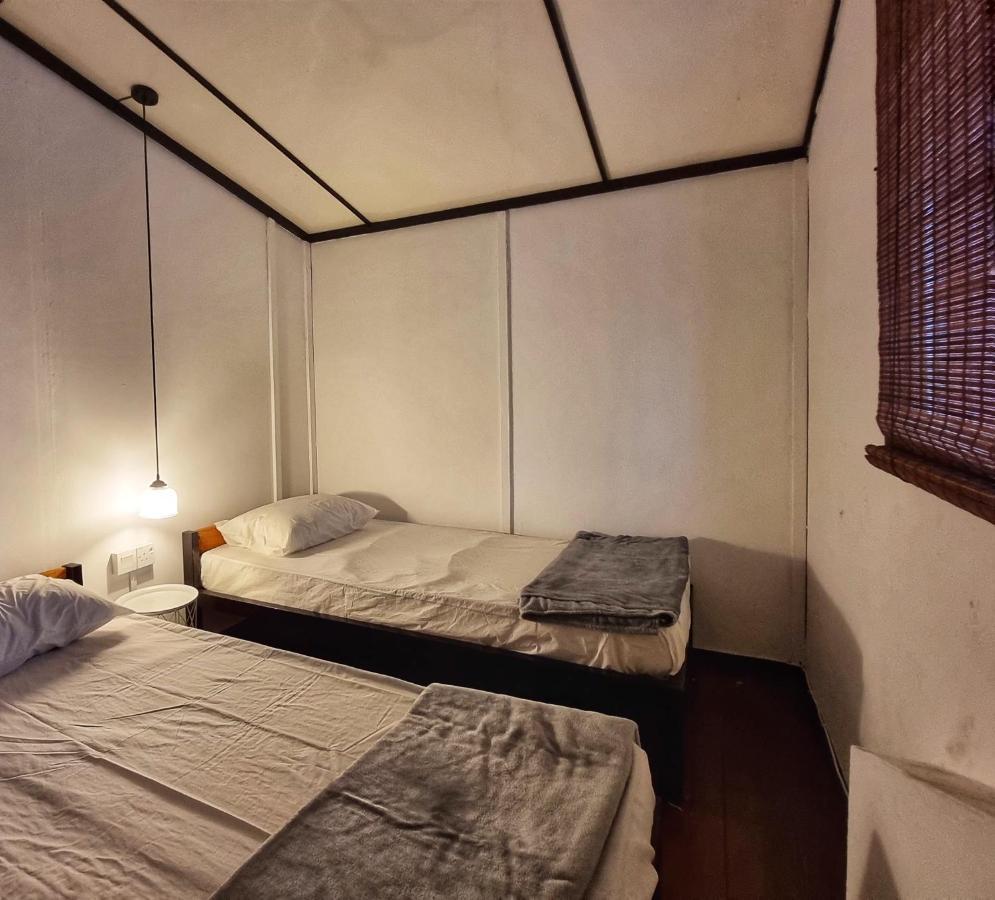 Treehouse Hostel 古晋 外观 照片