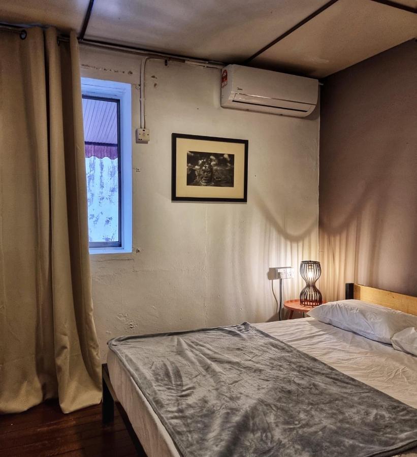 Treehouse Hostel 古晋 外观 照片